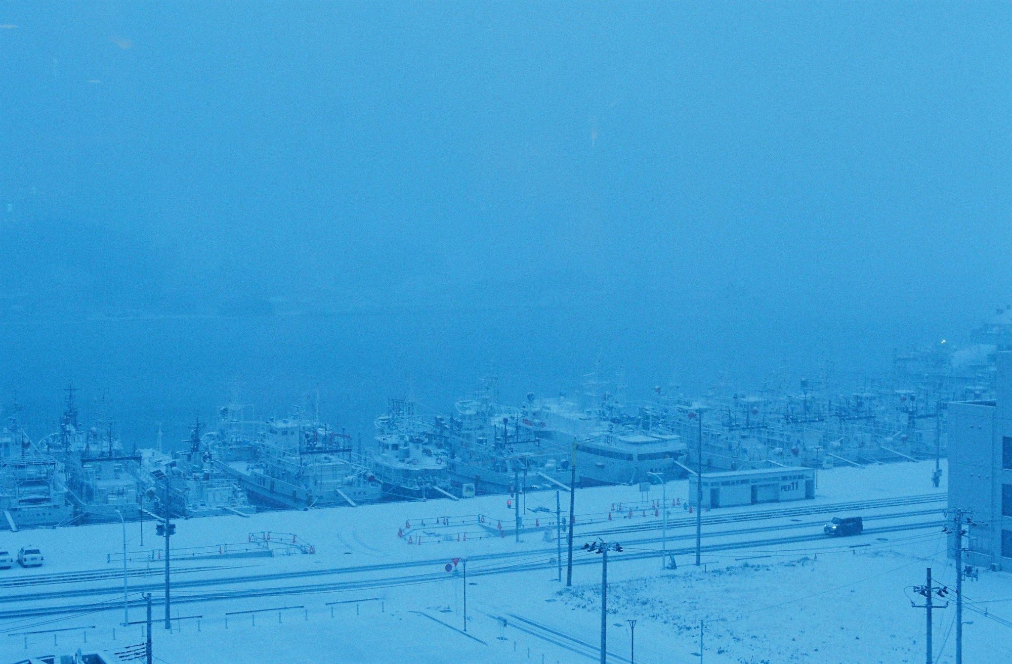 生きているだけでサバゲー状態なんだから／中里虎鉄