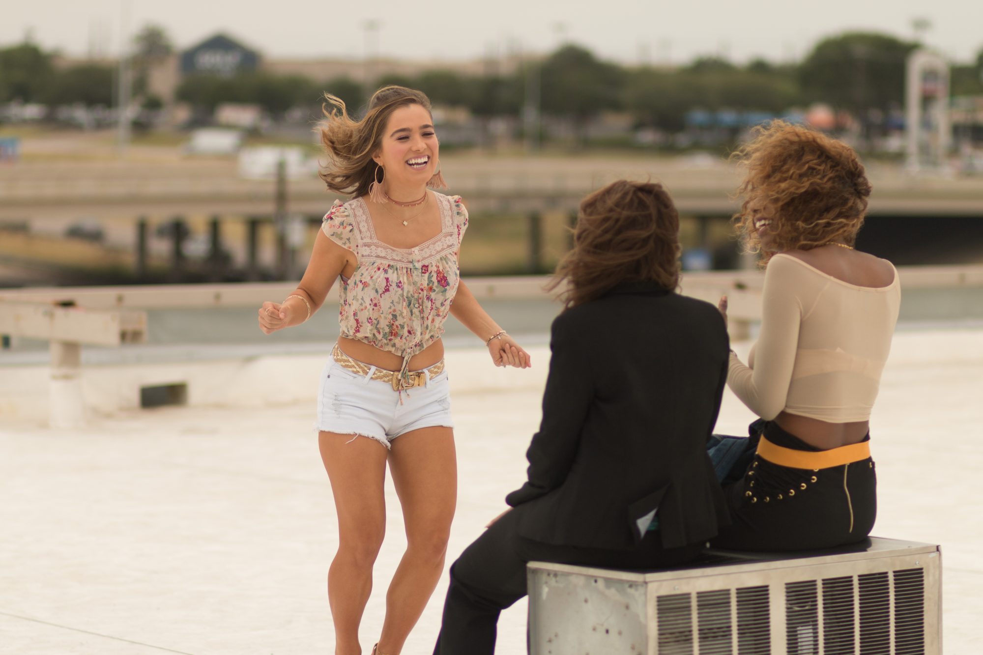 me and youが話す『サポート・ザ・ガールズ』。道は一つじゃないから「正解」を描かない