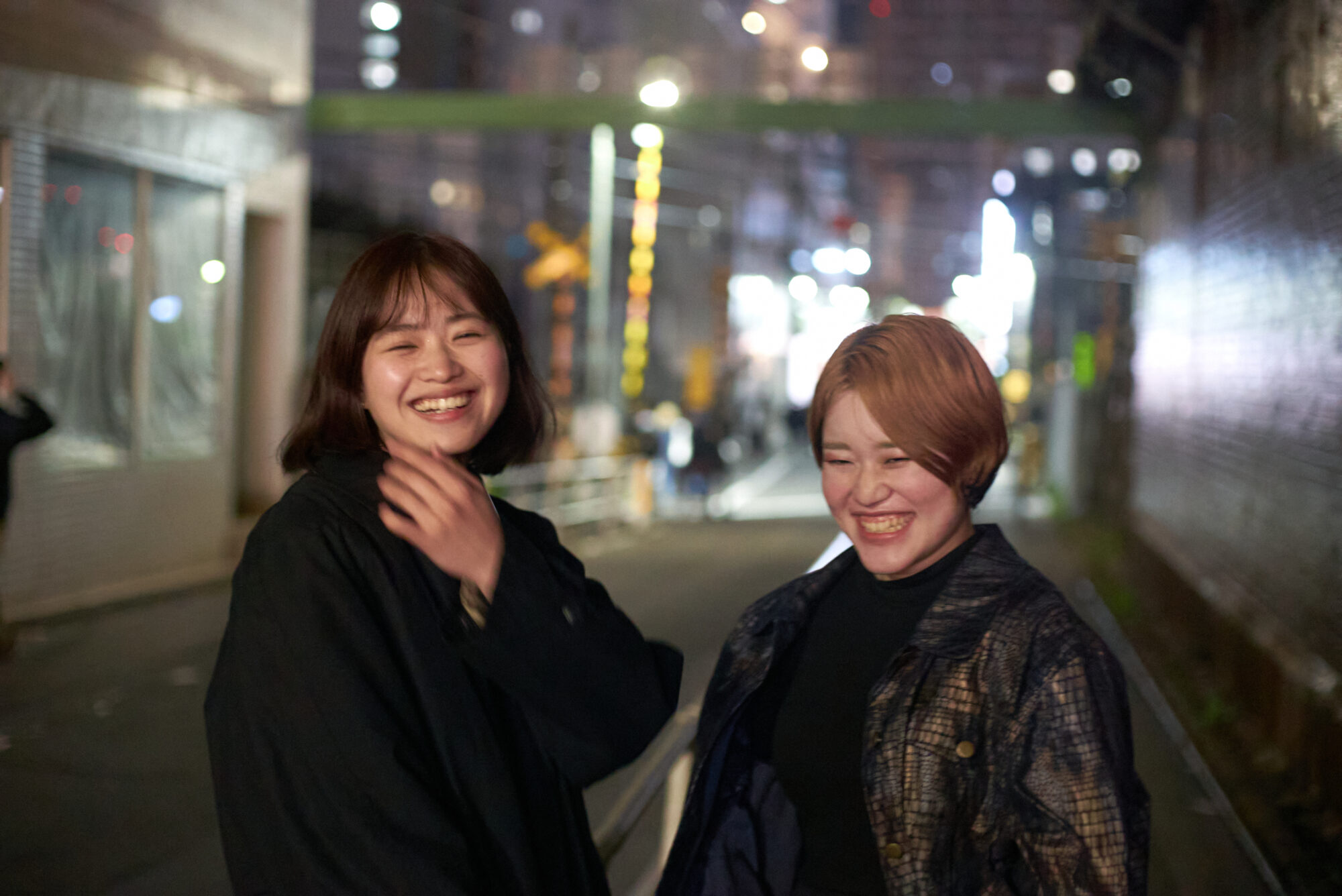 金子由里奈✕高島鈴 「わたしたちは全然大丈夫じゃない」、それでも生きていく