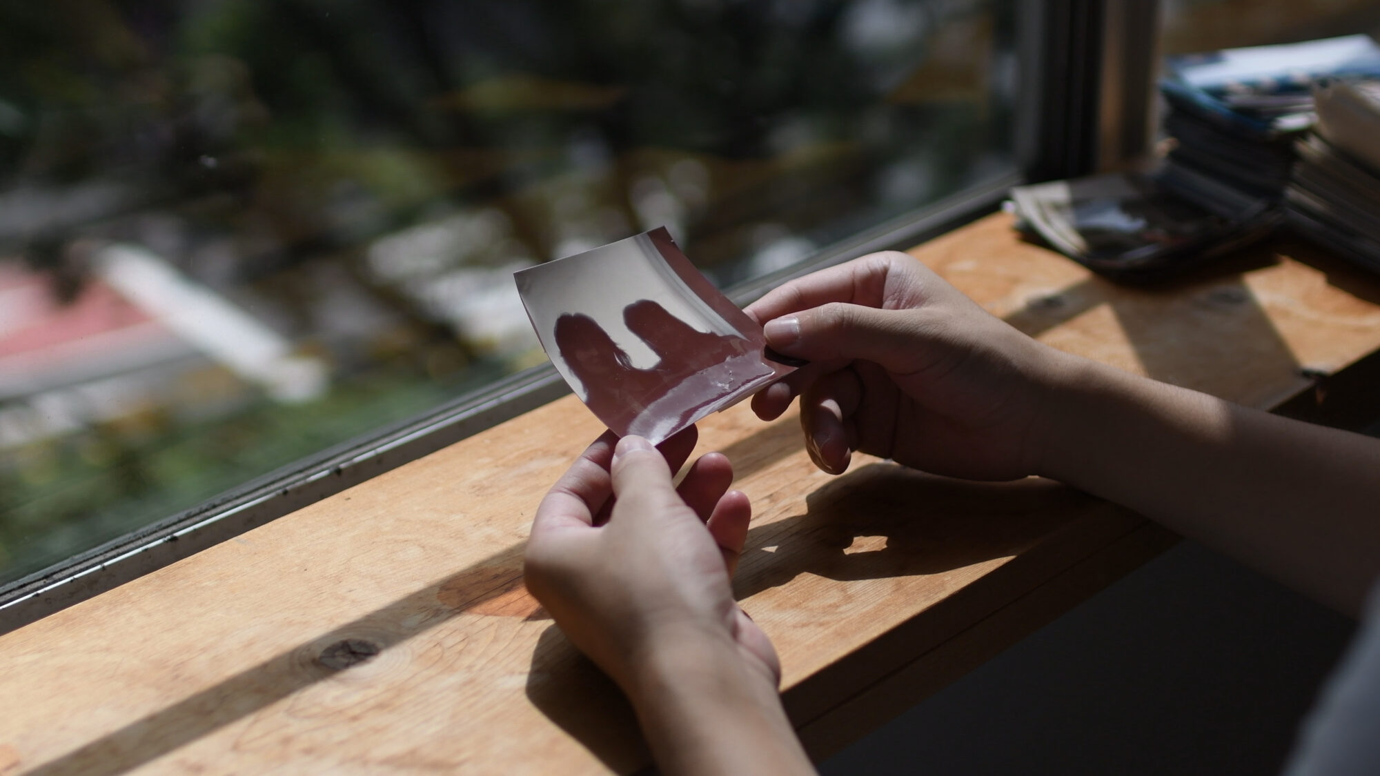 不寛容さが少しでも和らいだ世界に生きてほしい。中橋健一が語る治癒とギャラリー