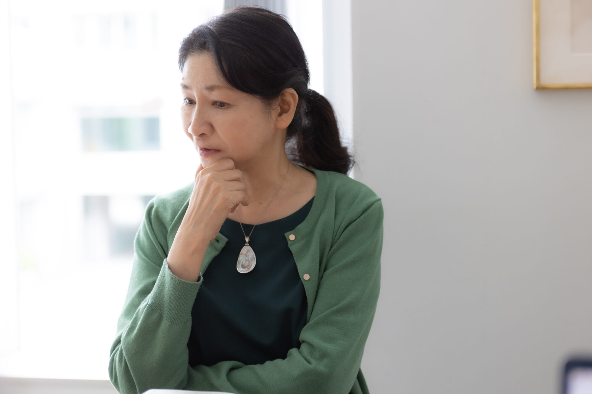 斎藤真理子×中村佑子 煌々とした蛍光灯では照らせない声に耳を傾ける