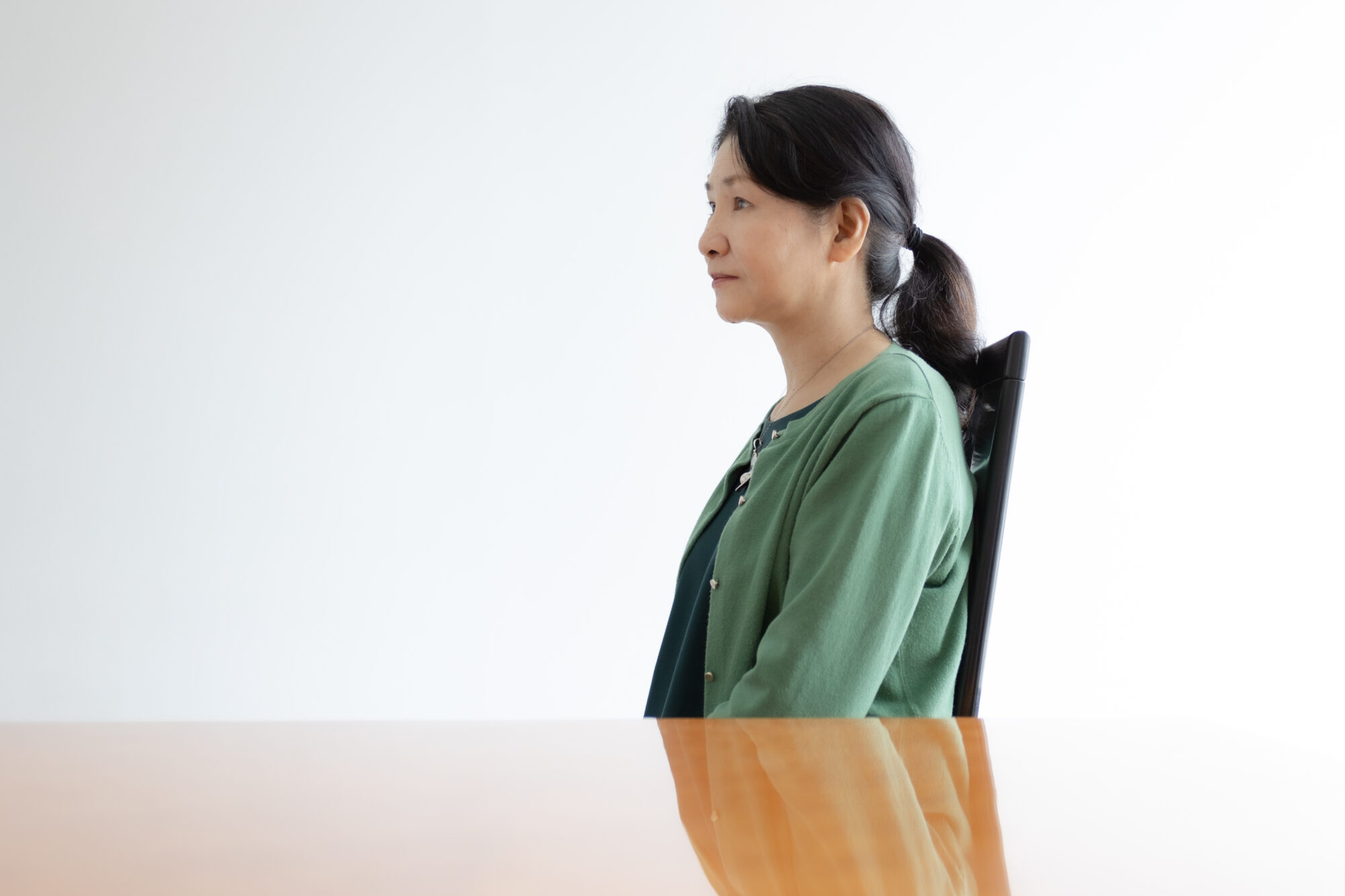 斎藤真理子×中村佑子 煌々とした蛍光灯では照らせない声に耳を傾ける