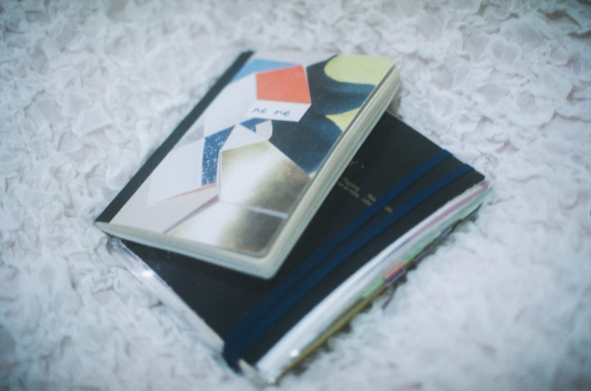 趣味の「切り貼り」から実験映像制作へ。コラージュ作家neneインタビュー