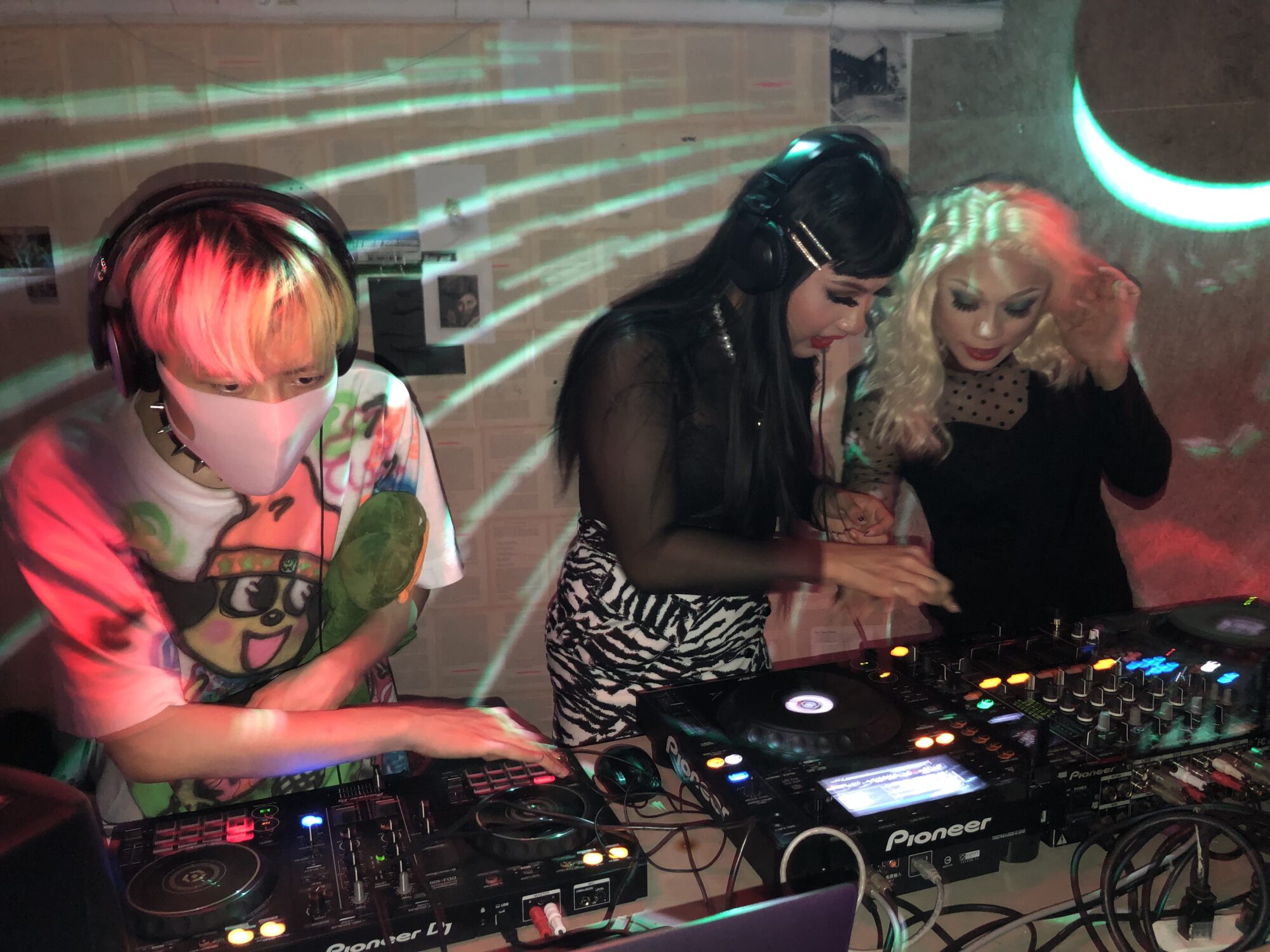 台北のクィアによるクィアのためのパーティー。Queer Trash Taiwan主催・バイロンに聞く