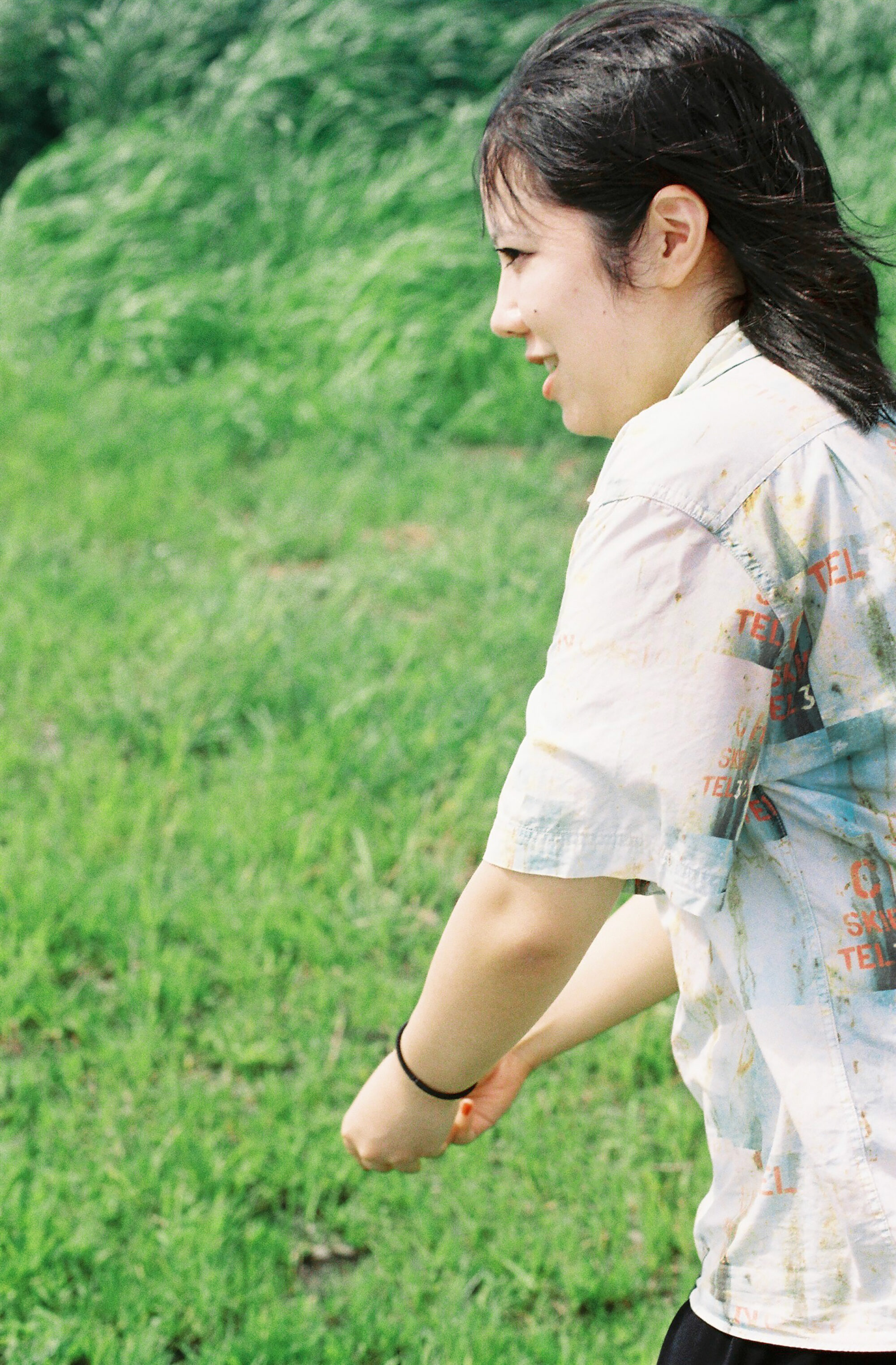 なんでもない場所を歩く幸福。『石がある』太田達成・加納土✕『偶偶放浪記』小指