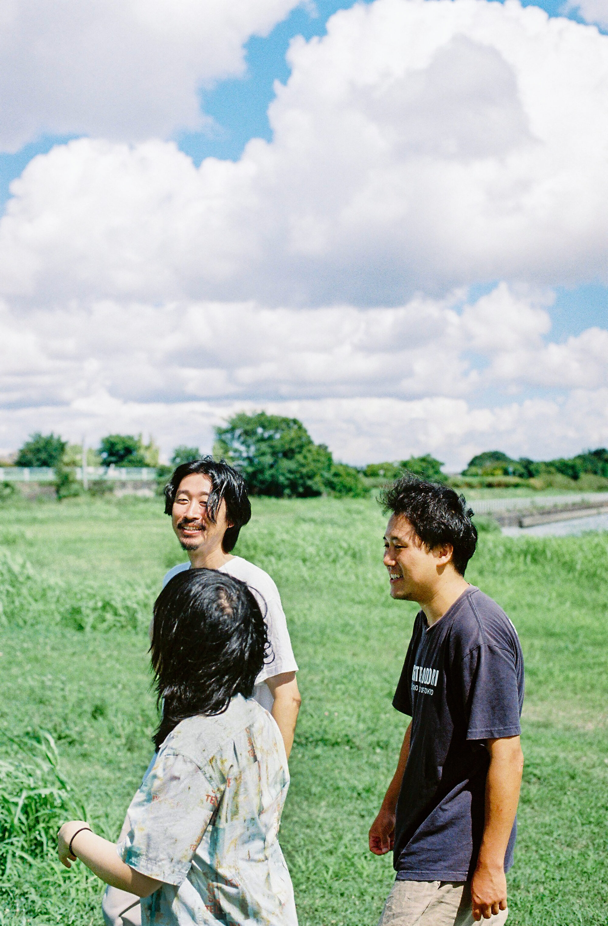 なんでもない場所を歩く幸福。『石がある』太田達成・加納土✕『偶偶放浪記』小指