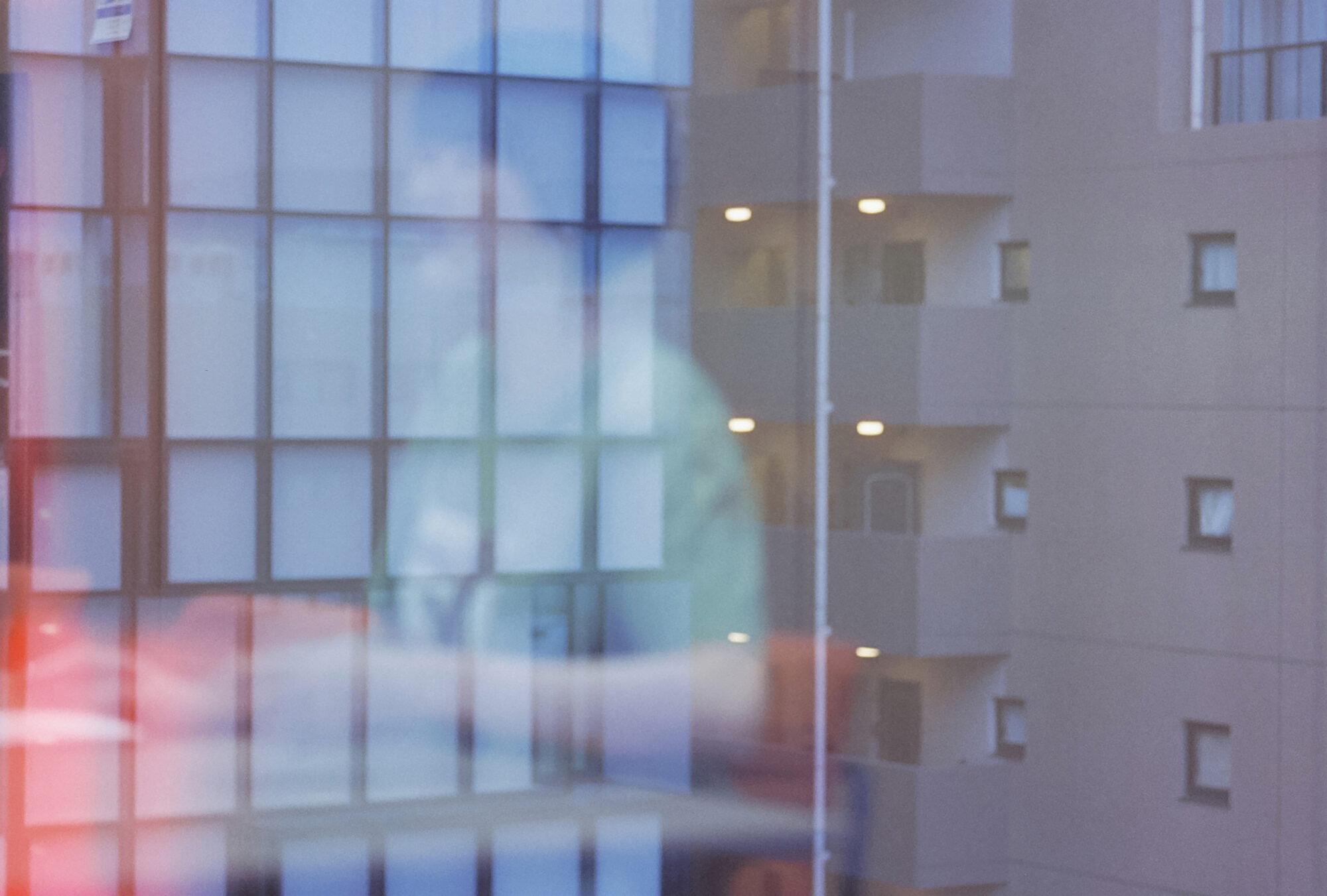 山中瑶子監督が『ナミビアの砂漠』で描きたかった、気持ちと身体のズレと思い通りにならない他者