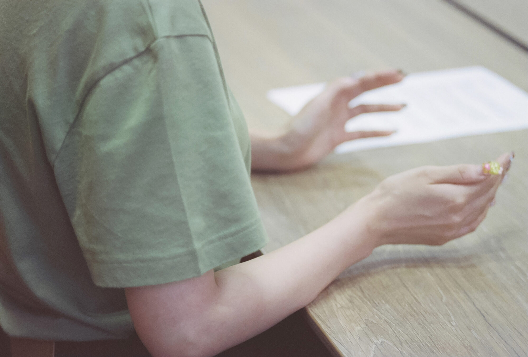 山中瑶子監督が『ナミビアの砂漠』で描きたかった、気持ちと身体のズレと思い通りにならない他者