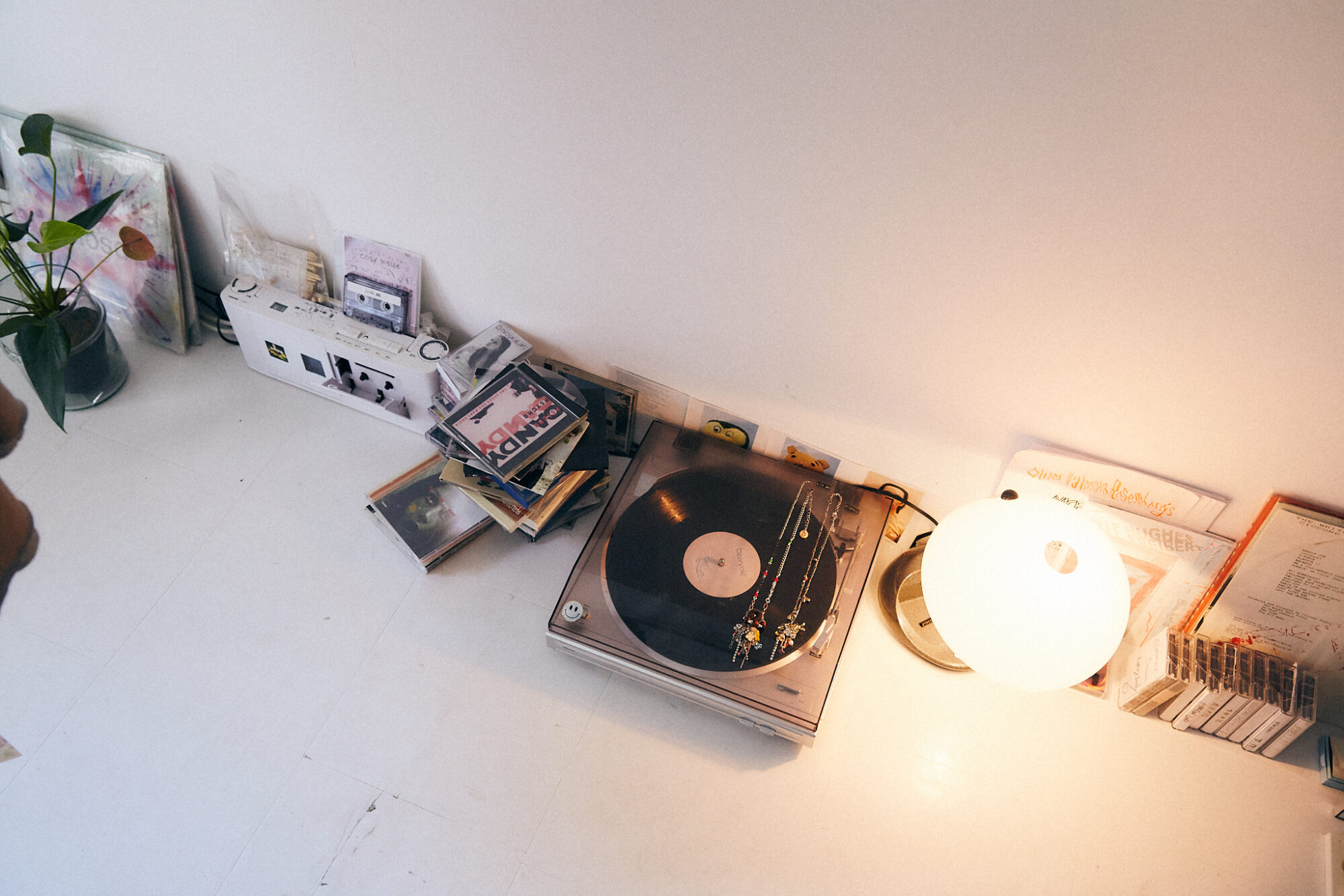 みんなが水平でいられる、小さく集まれる場所を。愛の循環を考えるセレクトショップ・SEASON