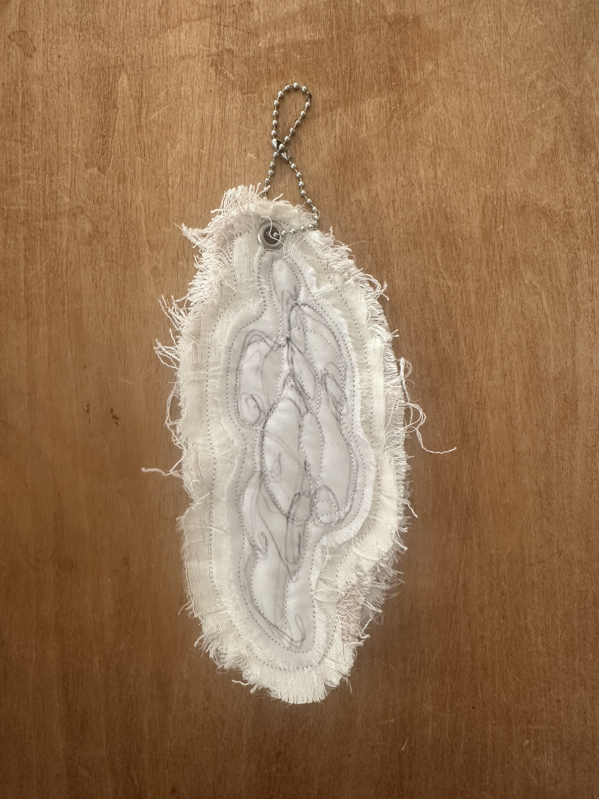 前田エマ、韓国の服にあう。“外出用パジャマ”ブランド「Owb」ゴンウォンさん