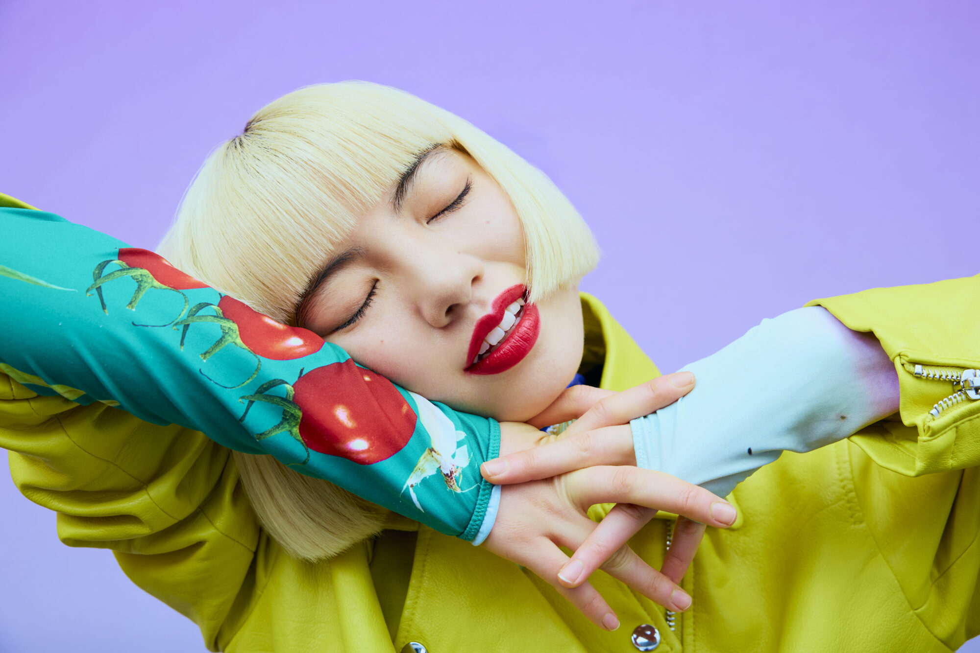 「大丈夫じゃなくても大丈夫」。アオイヤマダさんが“できなさ”と向き合い、自分と親友になるまで