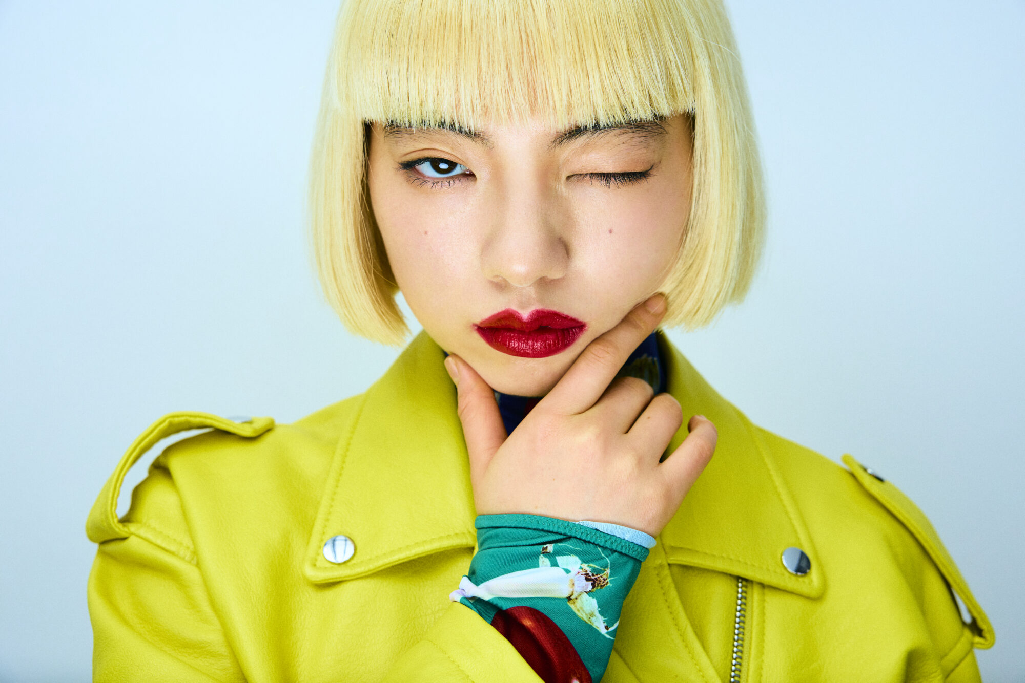 「大丈夫じゃなくても大丈夫」。アオイヤマダさんが“できなさ”と向き合い、自分と親友になるまで