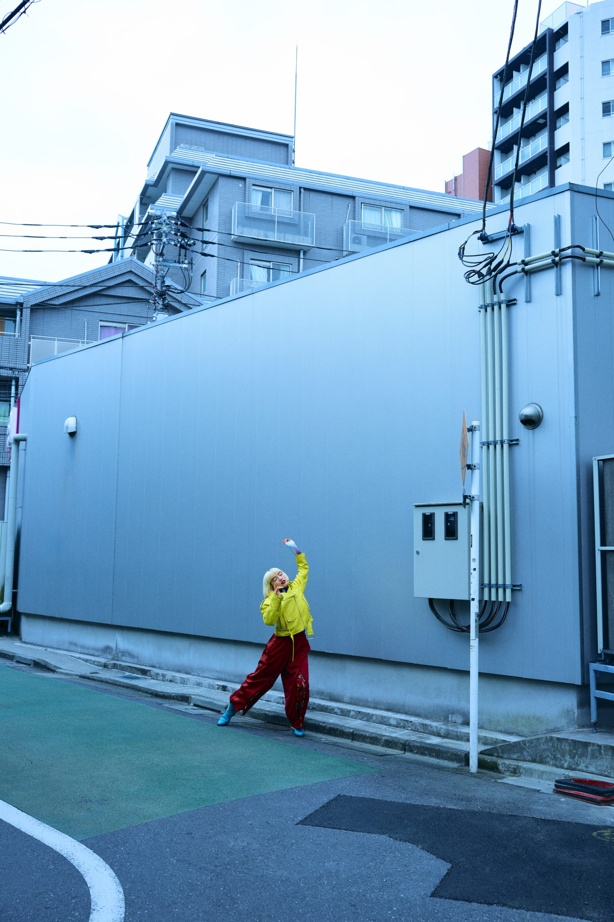 「大丈夫じゃなくても大丈夫」。アオイヤマダさんが“できなさ”と向き合い、自分と親友になるまで