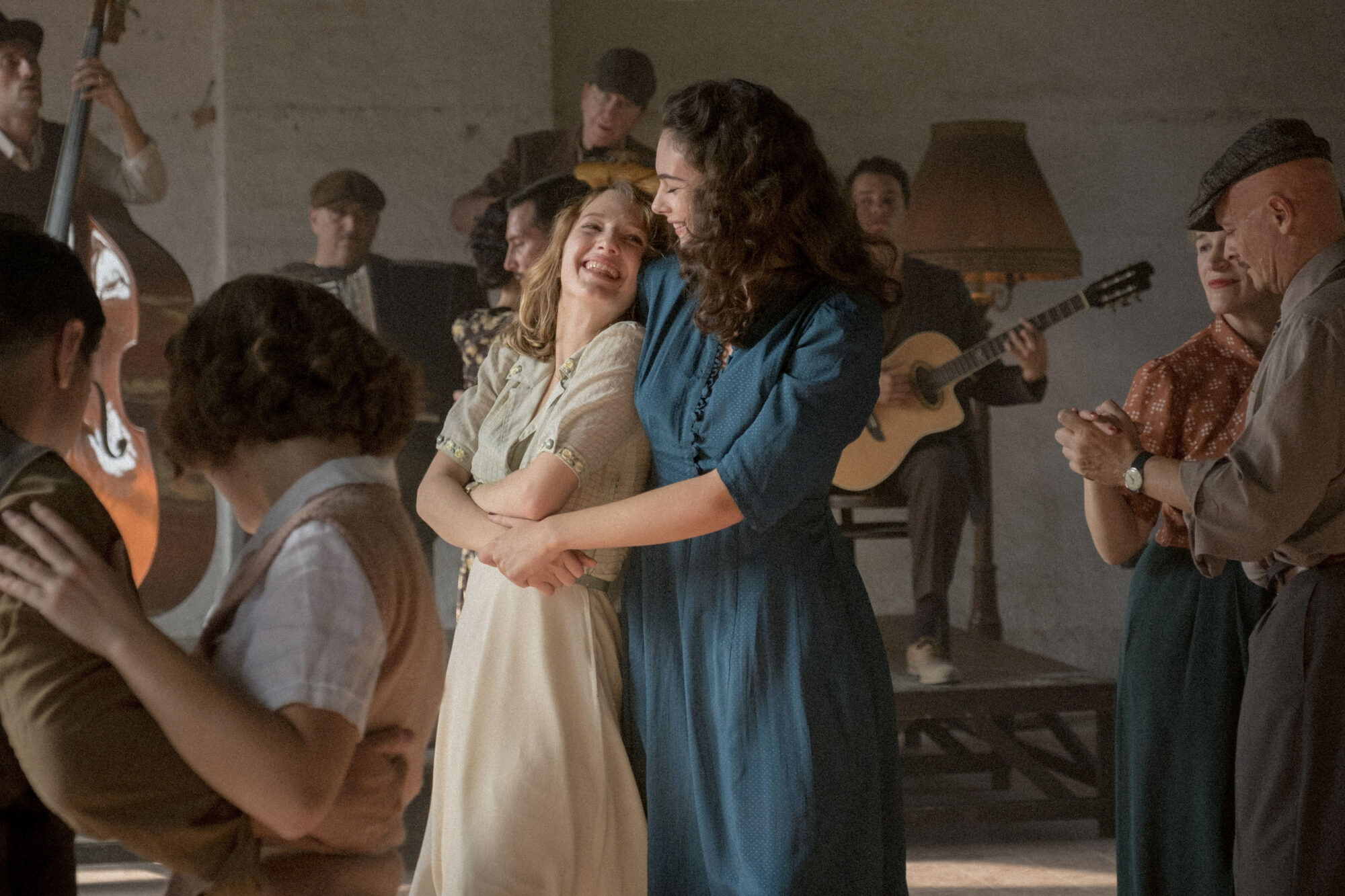 3歳年上の女性との出会いによって自分を理解する16歳を描く。映画『美しい夏』監督インタビュー