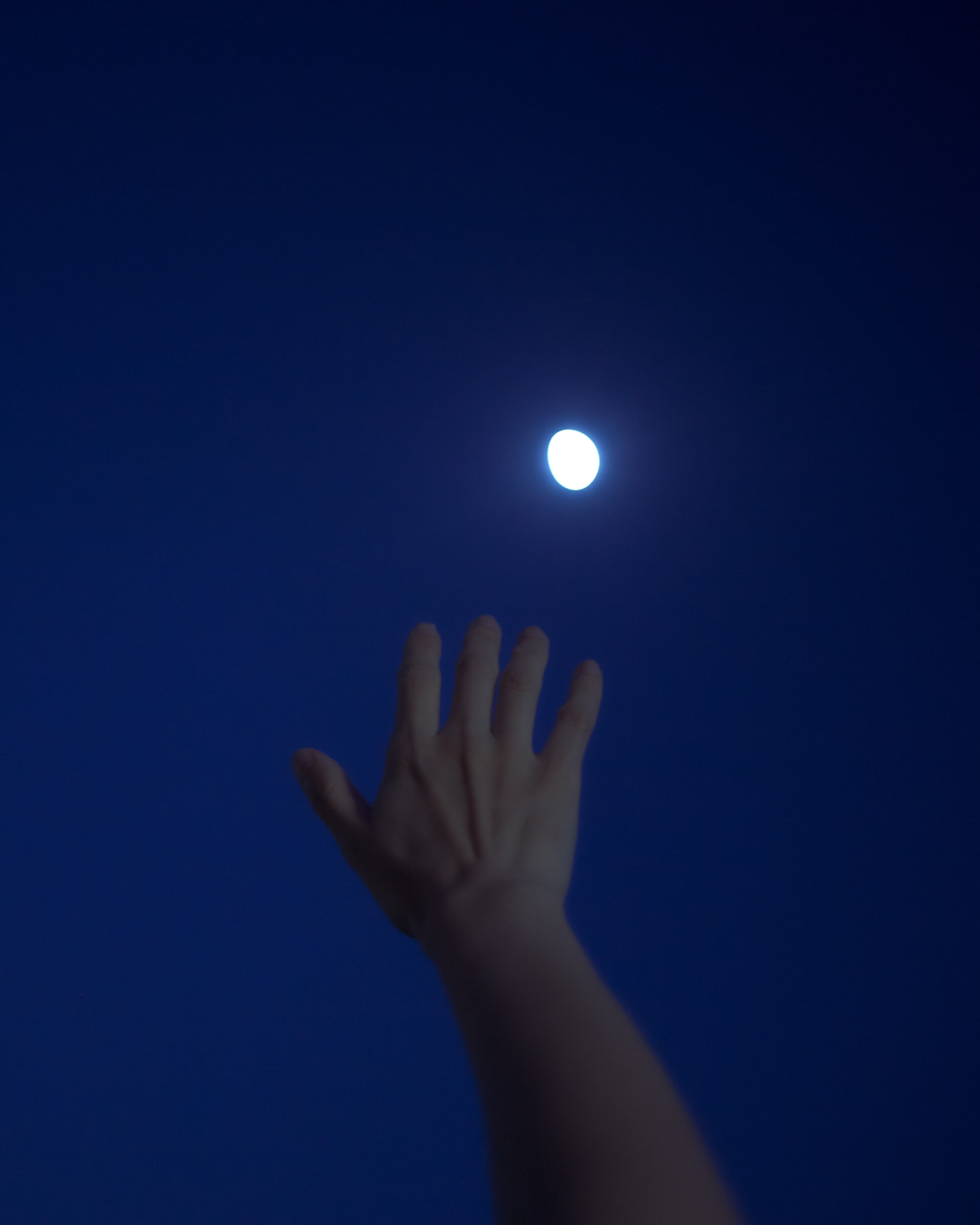 永井玲衣が考える、愛。あなたが暴力を振るわれていいはずがない。忘れられていいはずがない