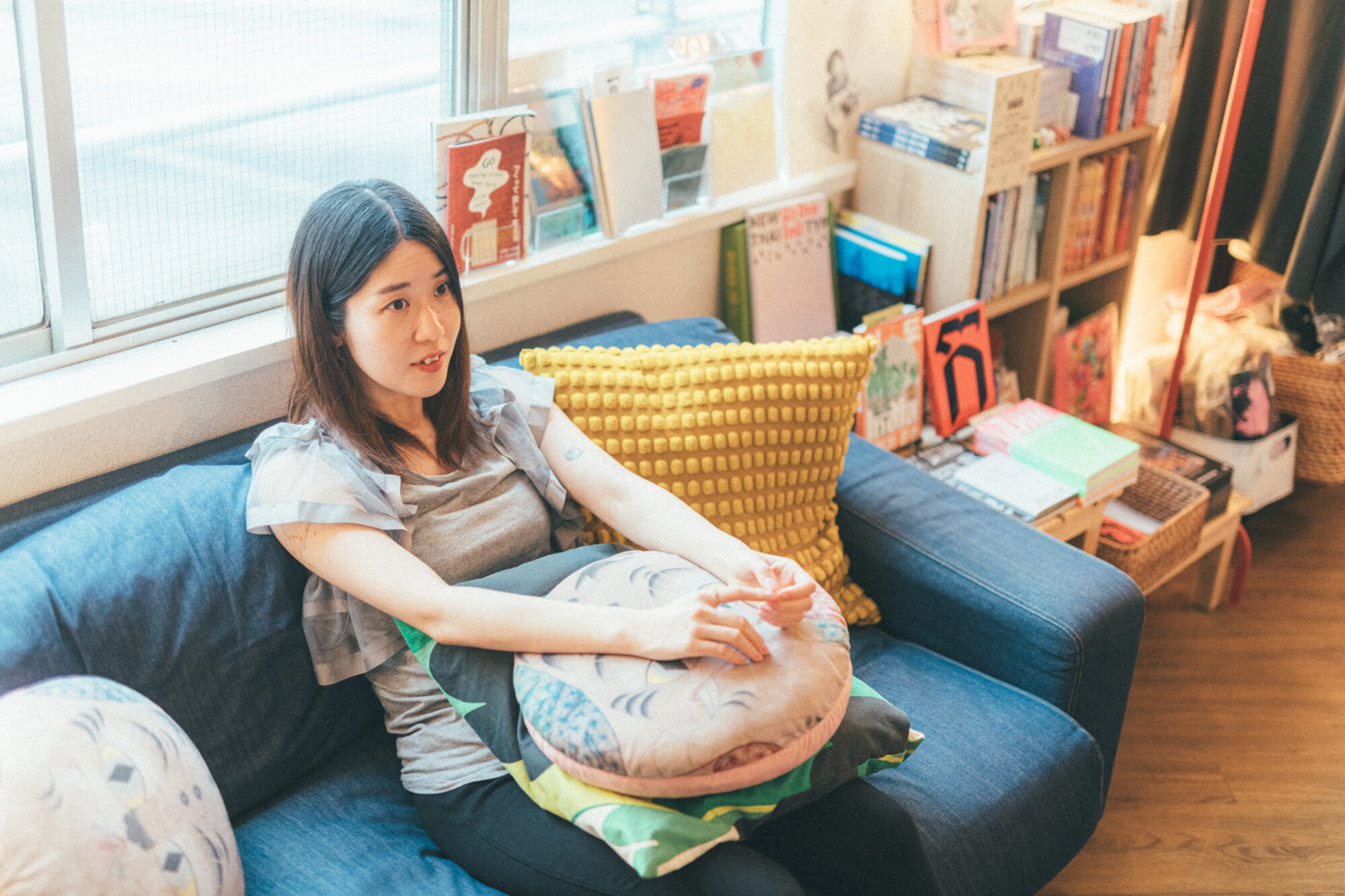 水上文さんが一人のクィアとして語る、生活・政治・愛。パートナーと過ごしたカナダの経験をもとに