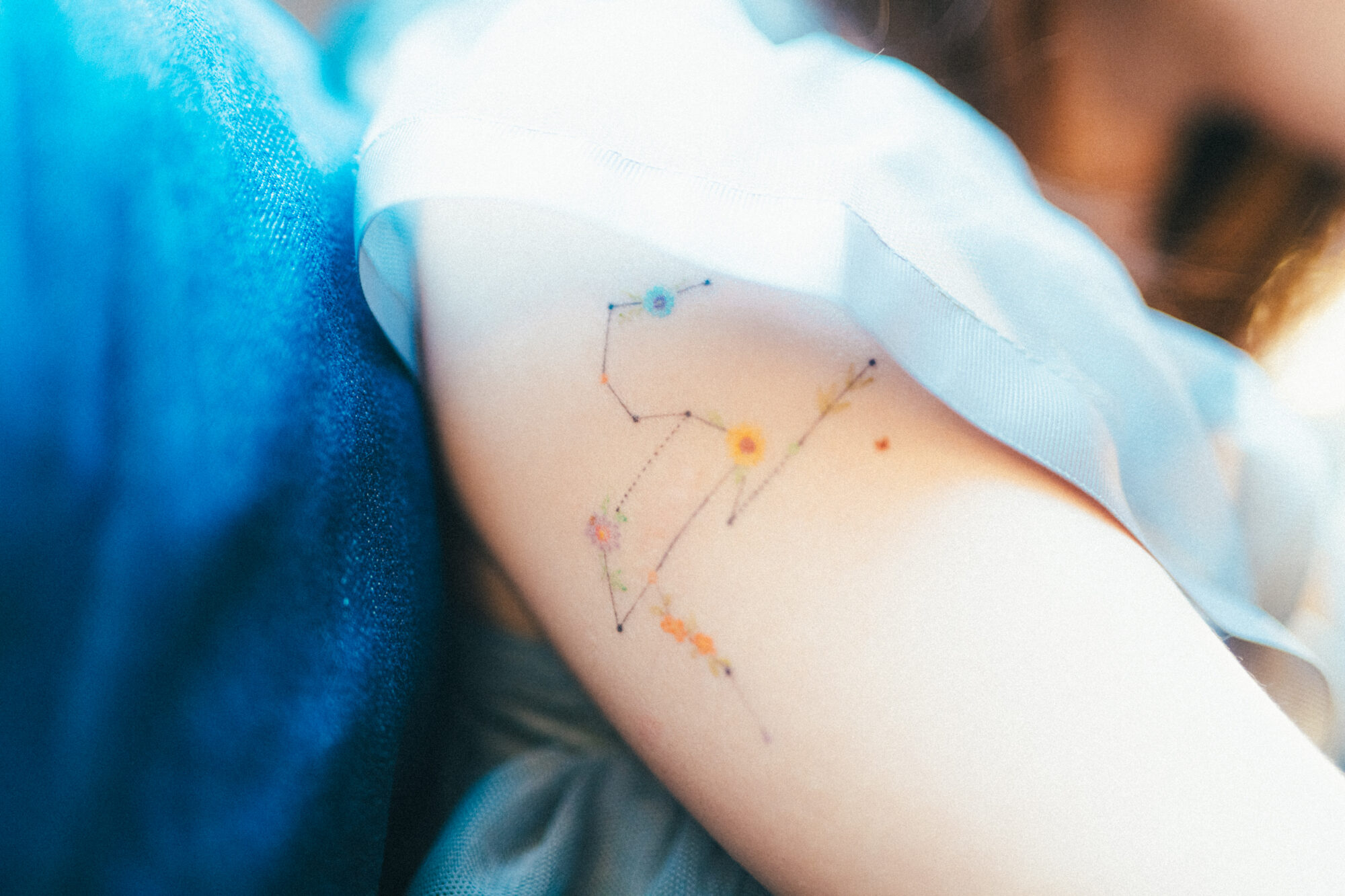 水上文さんが一人のクィアとして語る、生活・政治・愛。パートナーと過ごしたカナダの経験をもとに