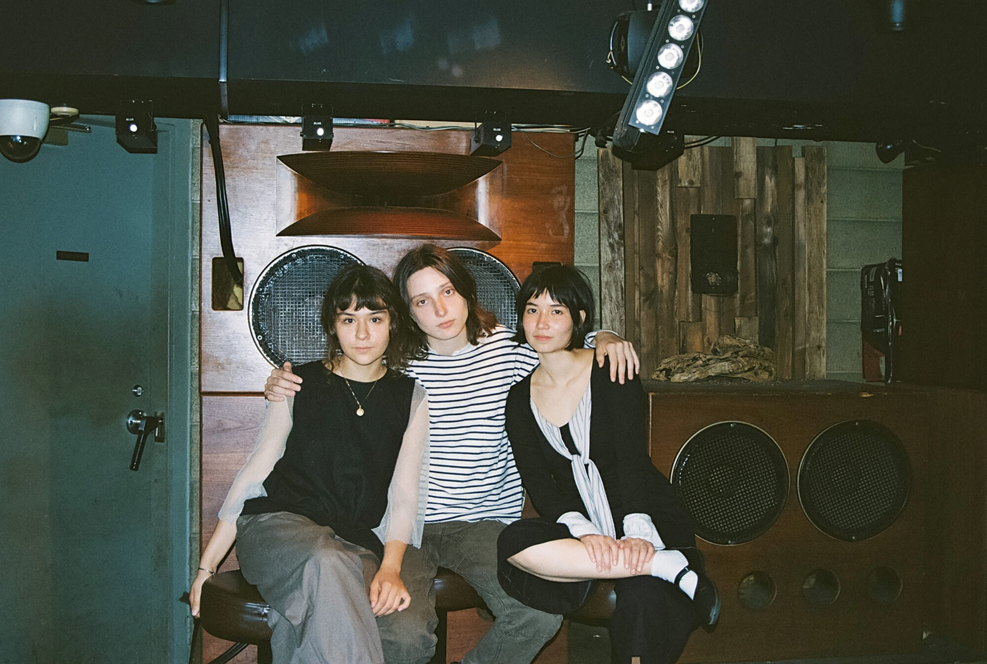 Horsegirlが探求する10代からの友達との創造。自信と弱さを抱えて自由になる