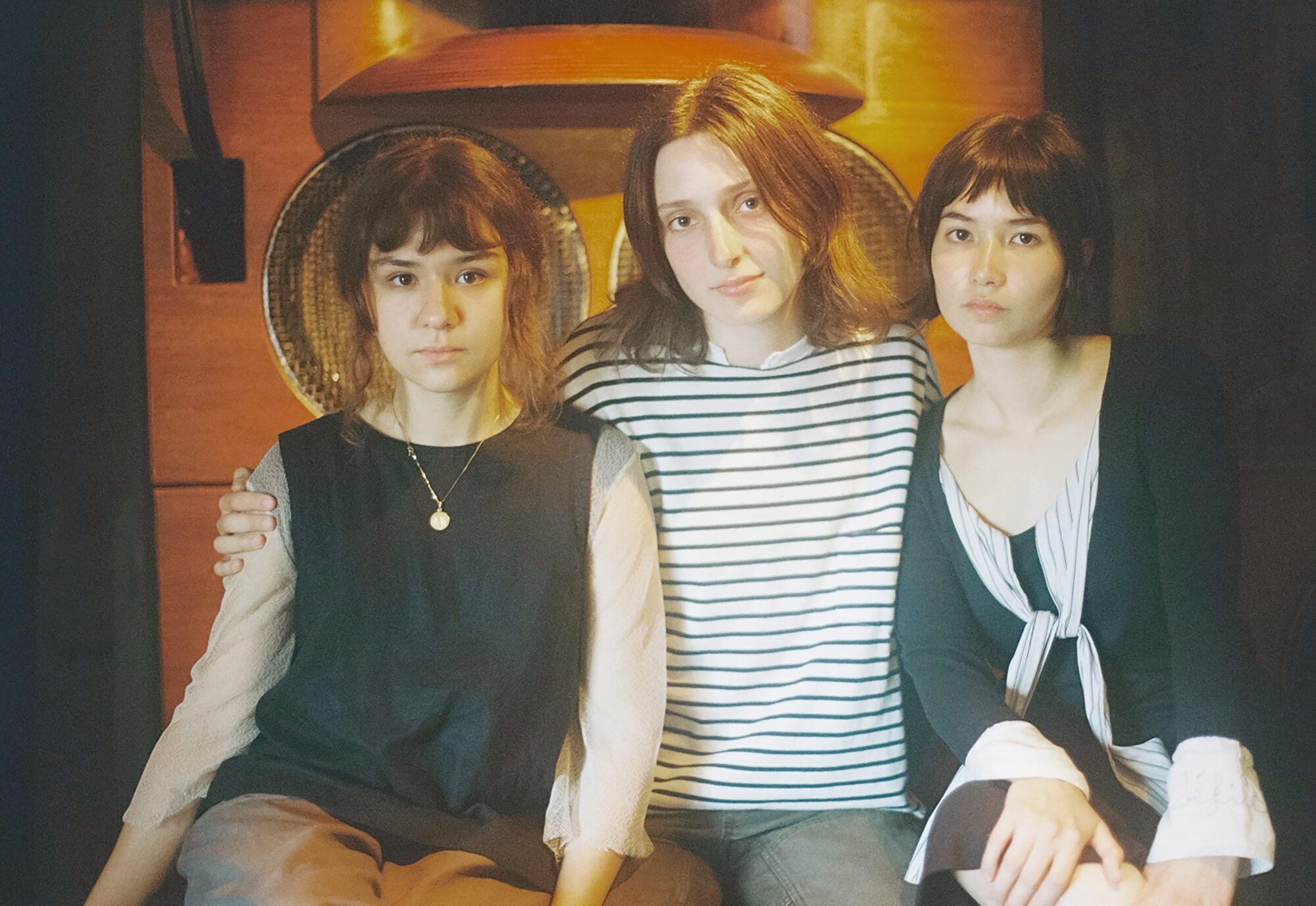 Horsegirlが探求する10代からの友達との創造。自信と弱さを抱えて自由になる