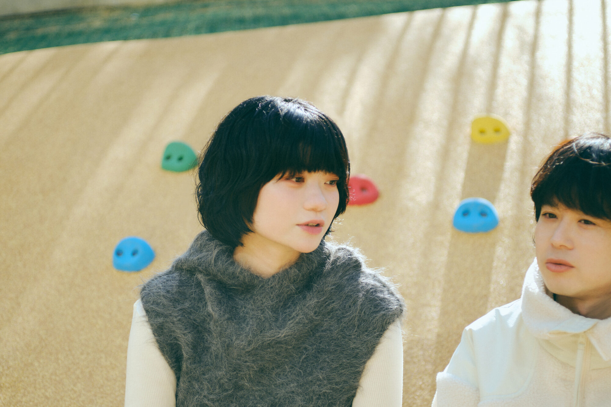 Homecomingsが編み直す、優しさの中にある抵抗と、強い意志。「寂しいまま、手を取り合えたらいい」