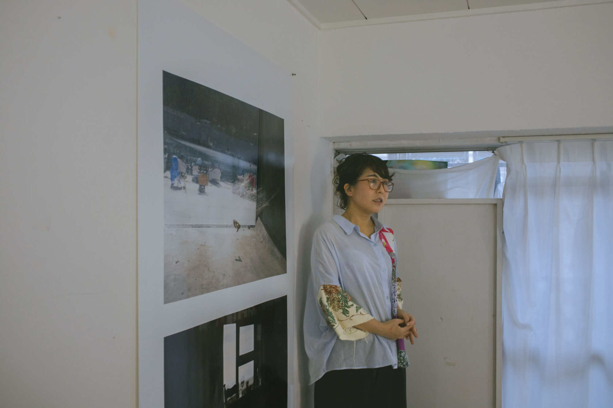「この日常は当たり前に成立するものではない」。写真家 小説家・清水裕貴のアトリエへ