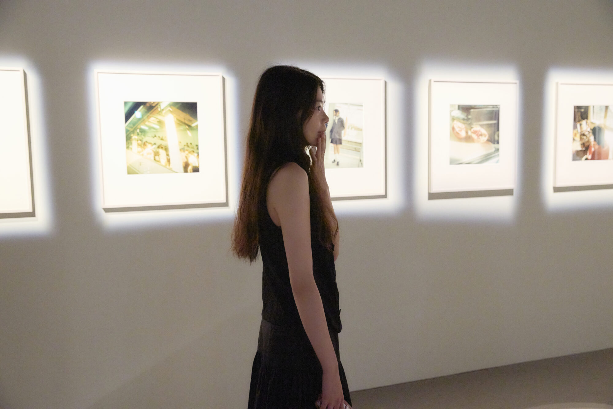 山本奈衣瑠がめぐる、女性写真家たちの軌跡。「こう見られたい」より、自分に集中した先の輝き