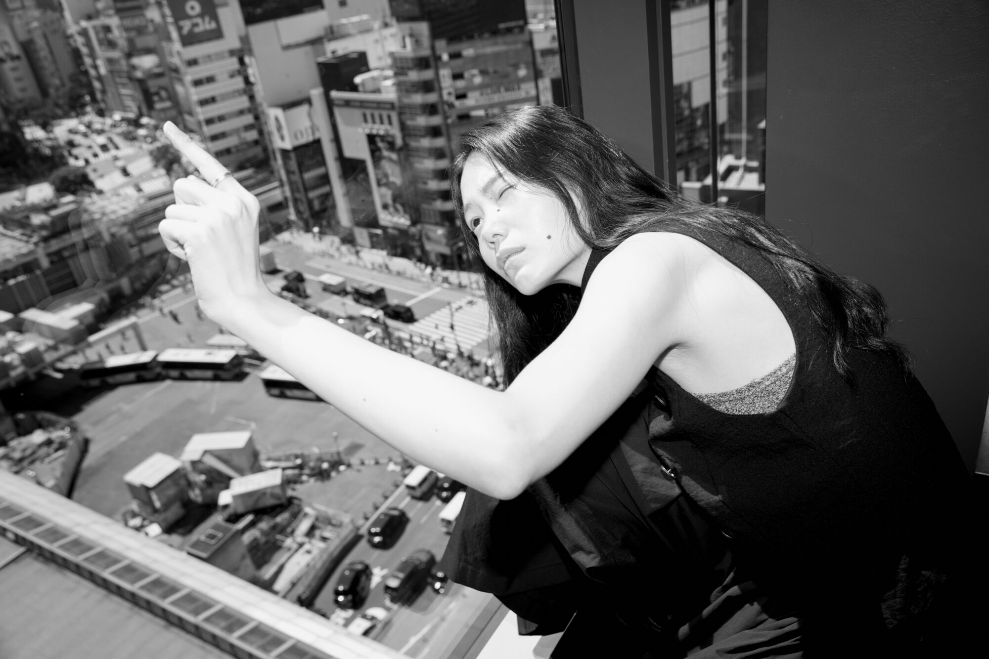 山本奈衣瑠がめぐる、女性写真家たちの軌跡。「こう見られたい」より、自分に集中した先の輝き