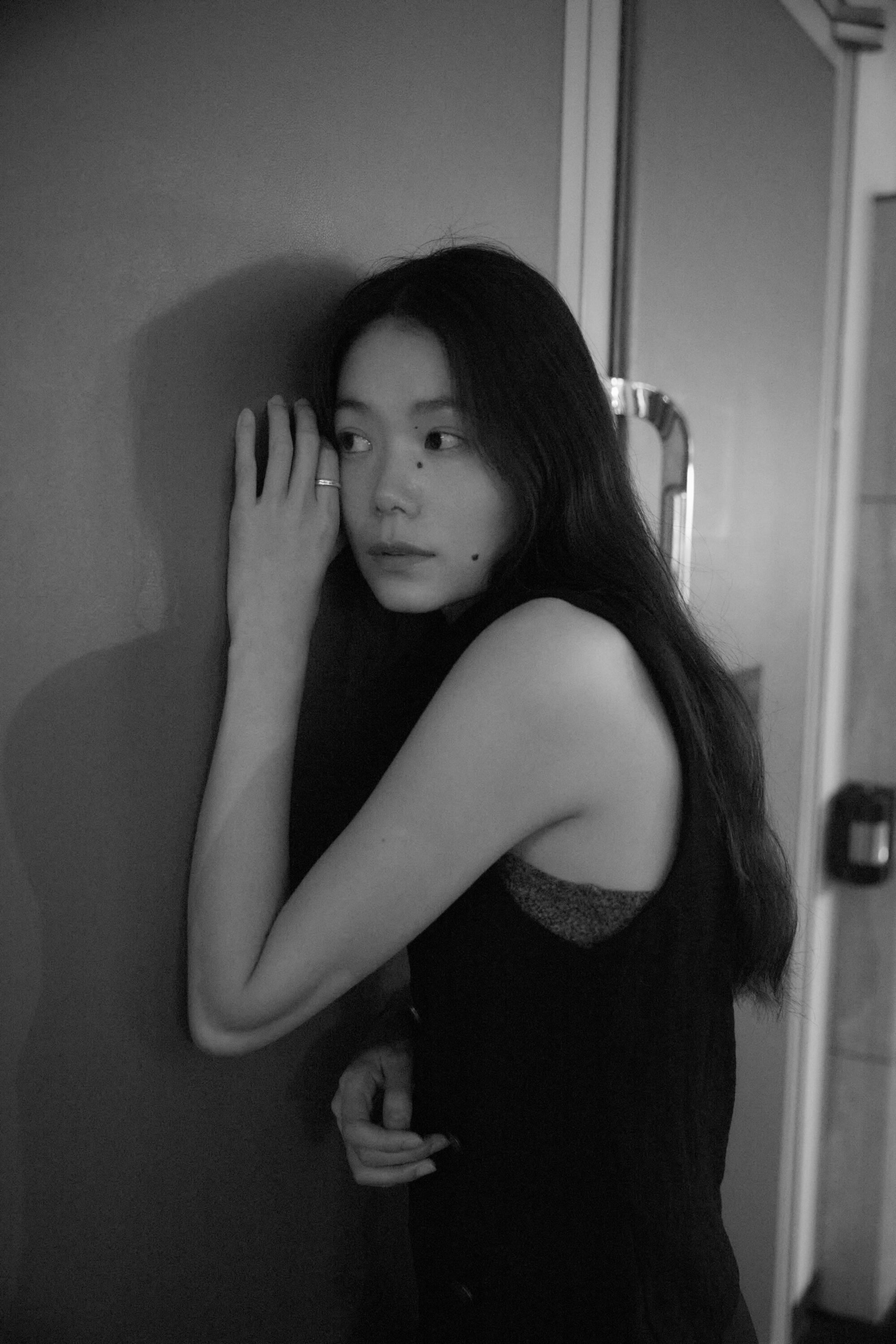 山本奈衣瑠がめぐる、女性写真家たちの軌跡。「こう見られたい」より、自分に集中した先の輝き