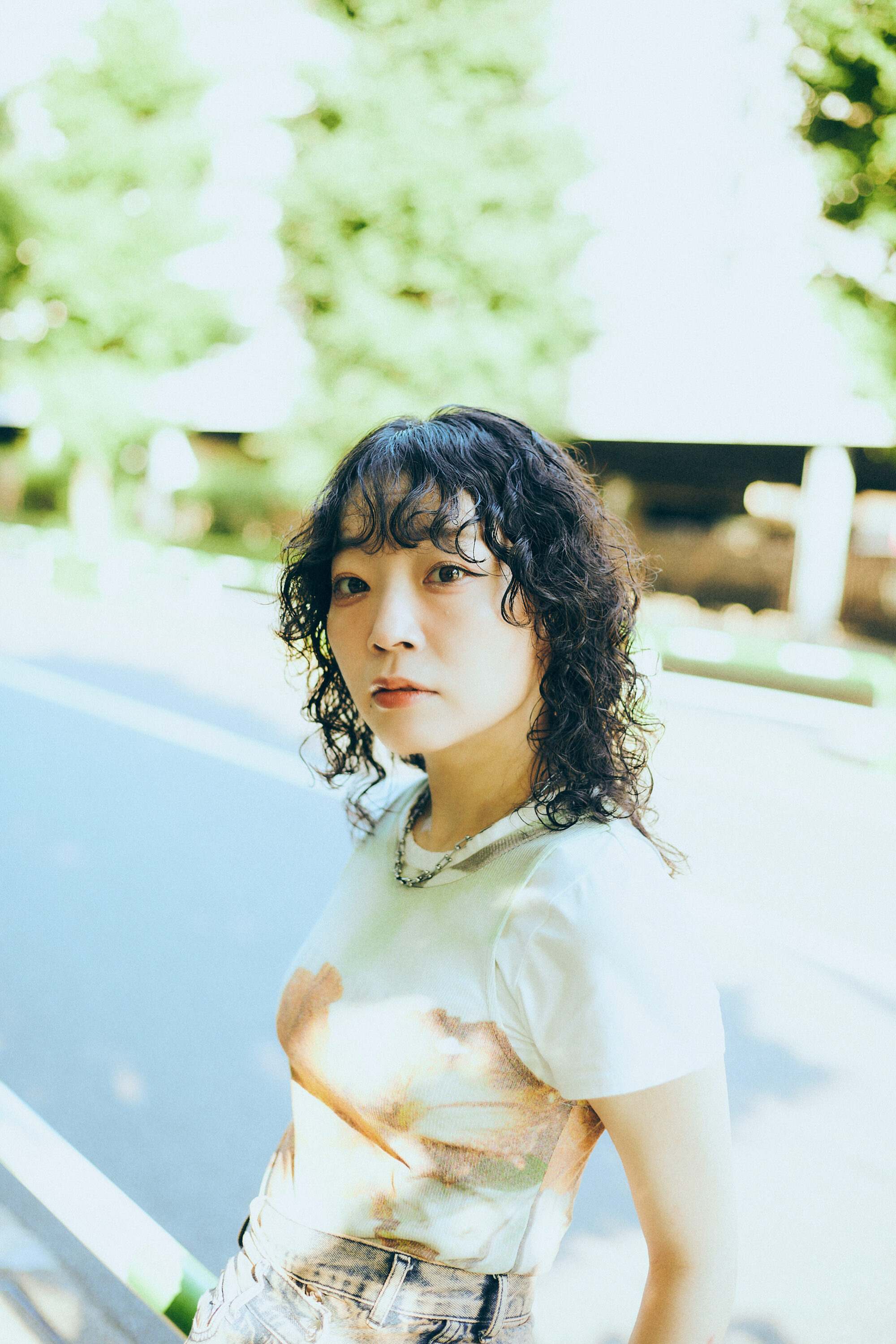 小沼理×上坂あゆ美　絶望に打ちのめされず、日々をサバイブするために