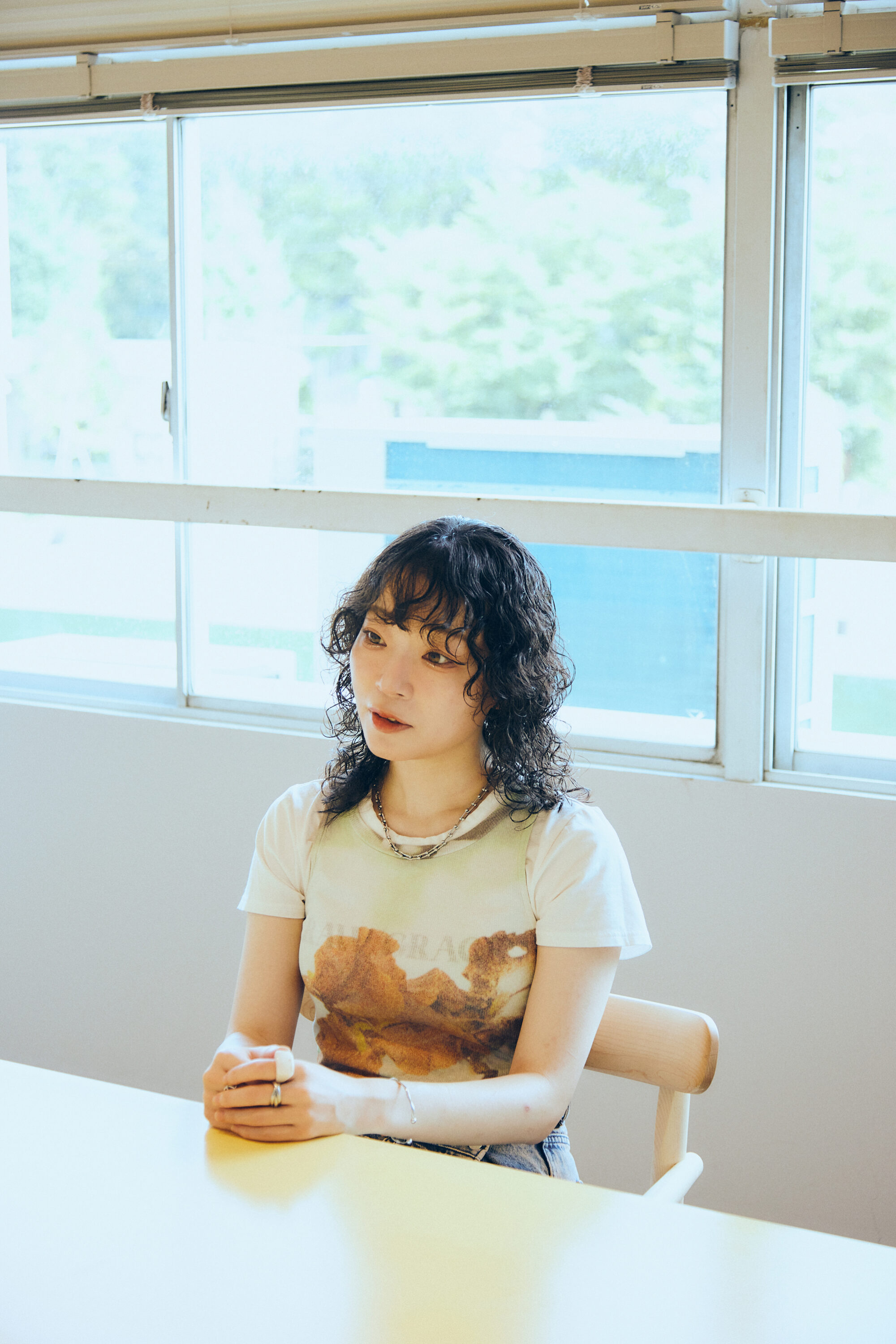 小沼理×上坂あゆ美　絶望に打ちのめされず、日々をサバイブするために